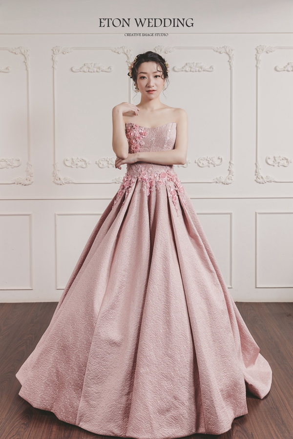 高雄晚禮服,高雄禮服婚紗,高雄禮服出租,高雄手工禮服